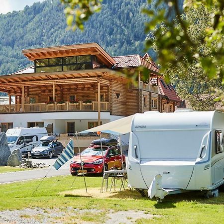 Camping Dreilaendereck Blockhuetten & Apartments Ried im Oberinntal Esterno foto