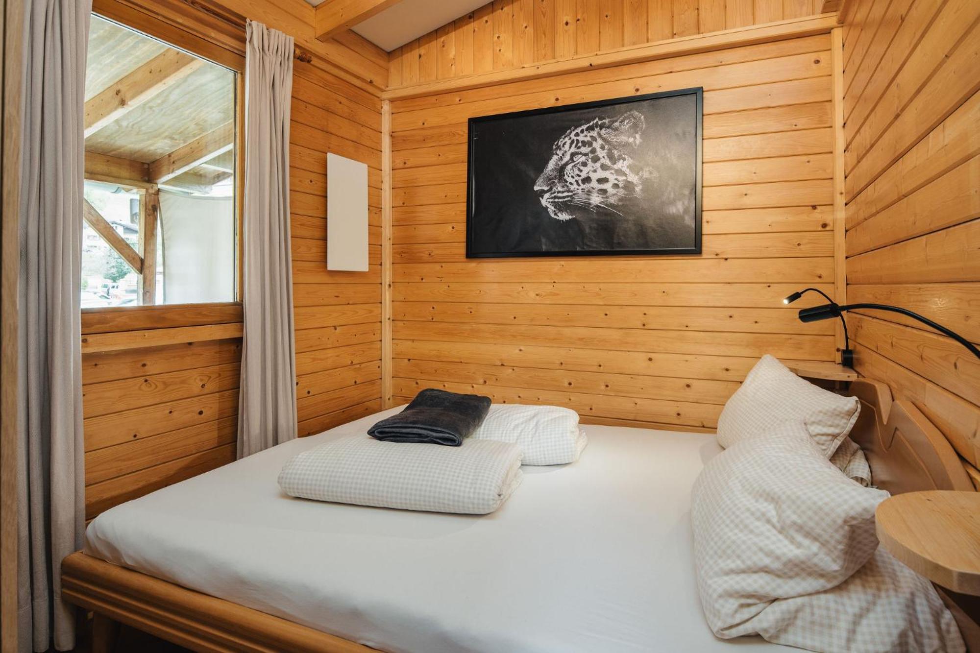 Camping Dreilaendereck Blockhuetten & Apartments Ried im Oberinntal Esterno foto