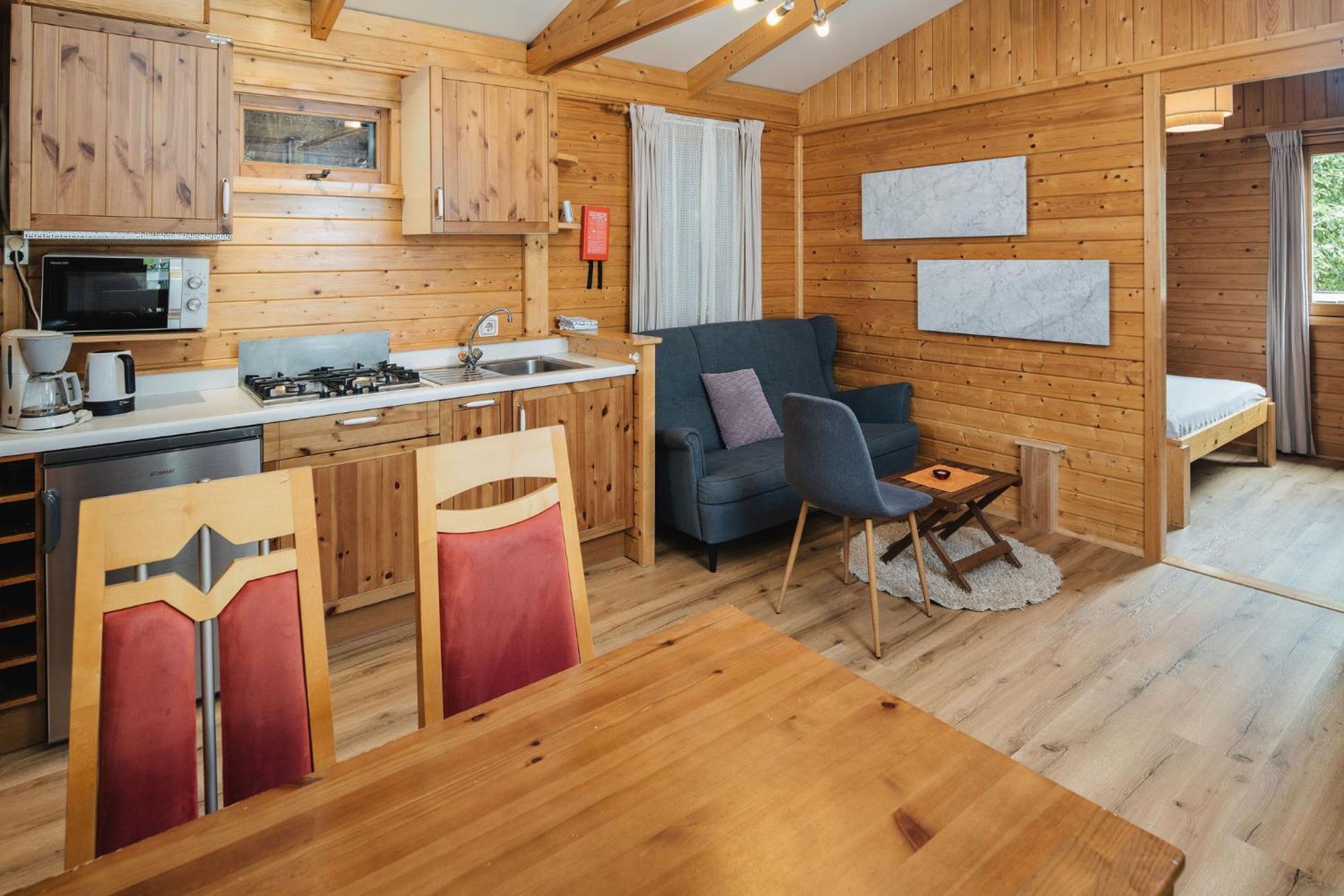 Camping Dreilaendereck Blockhuetten & Apartments Ried im Oberinntal Esterno foto