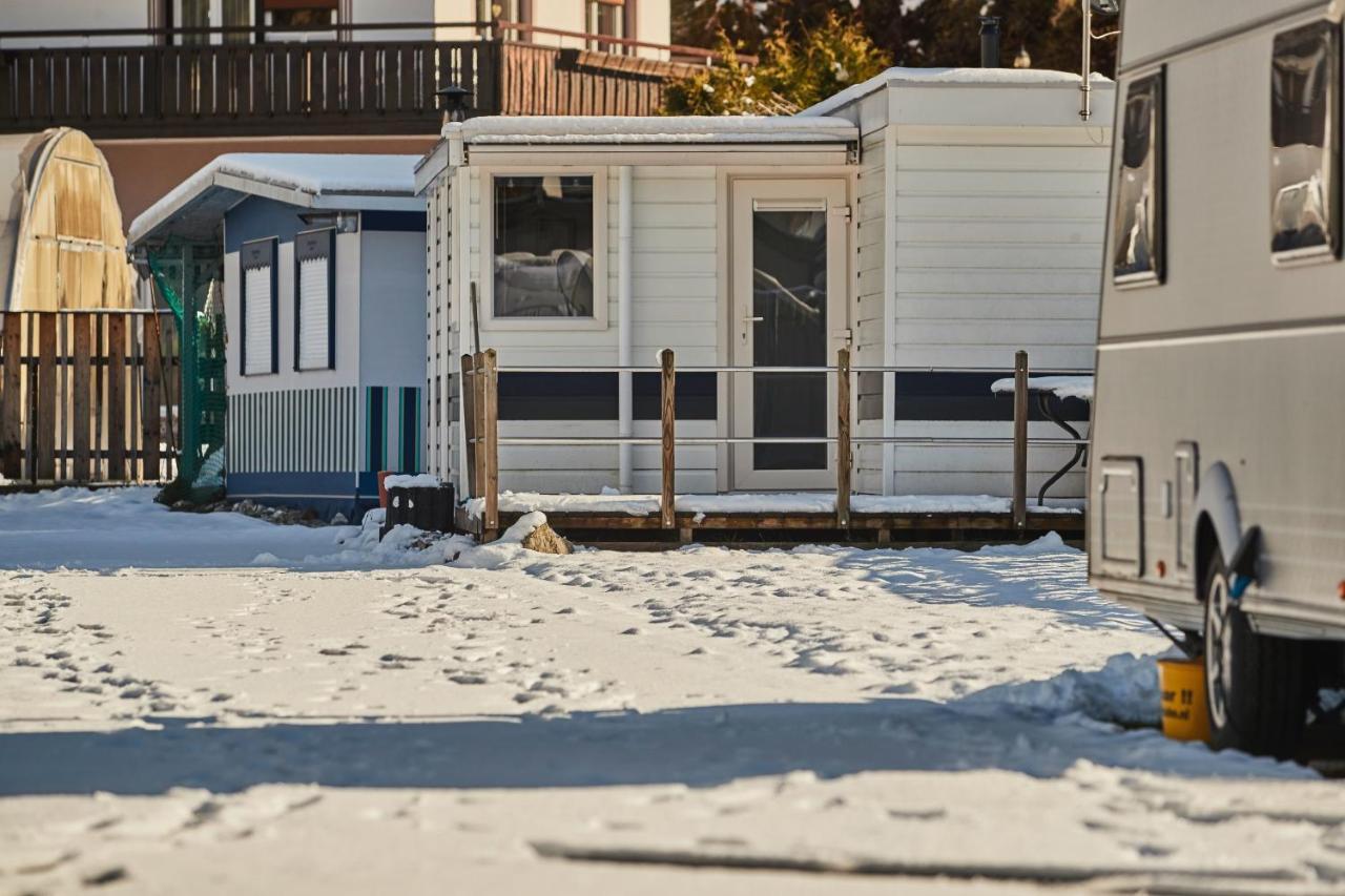 Camping Dreilaendereck Blockhuetten & Apartments Ried im Oberinntal Esterno foto